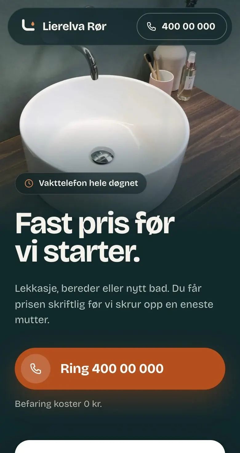 Forsiden til Lierelva Rør på en mobil: Fast pris før vi starter, og en stor knapp for å ringe.